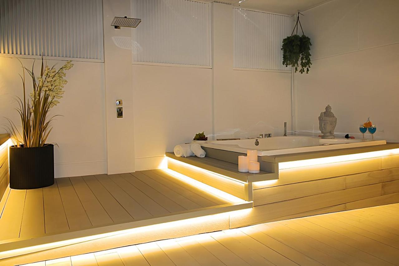 Incredible Penthouse With Jacuzzi In The Center, Unique In The Area Apartment Barcelona Exterior foto